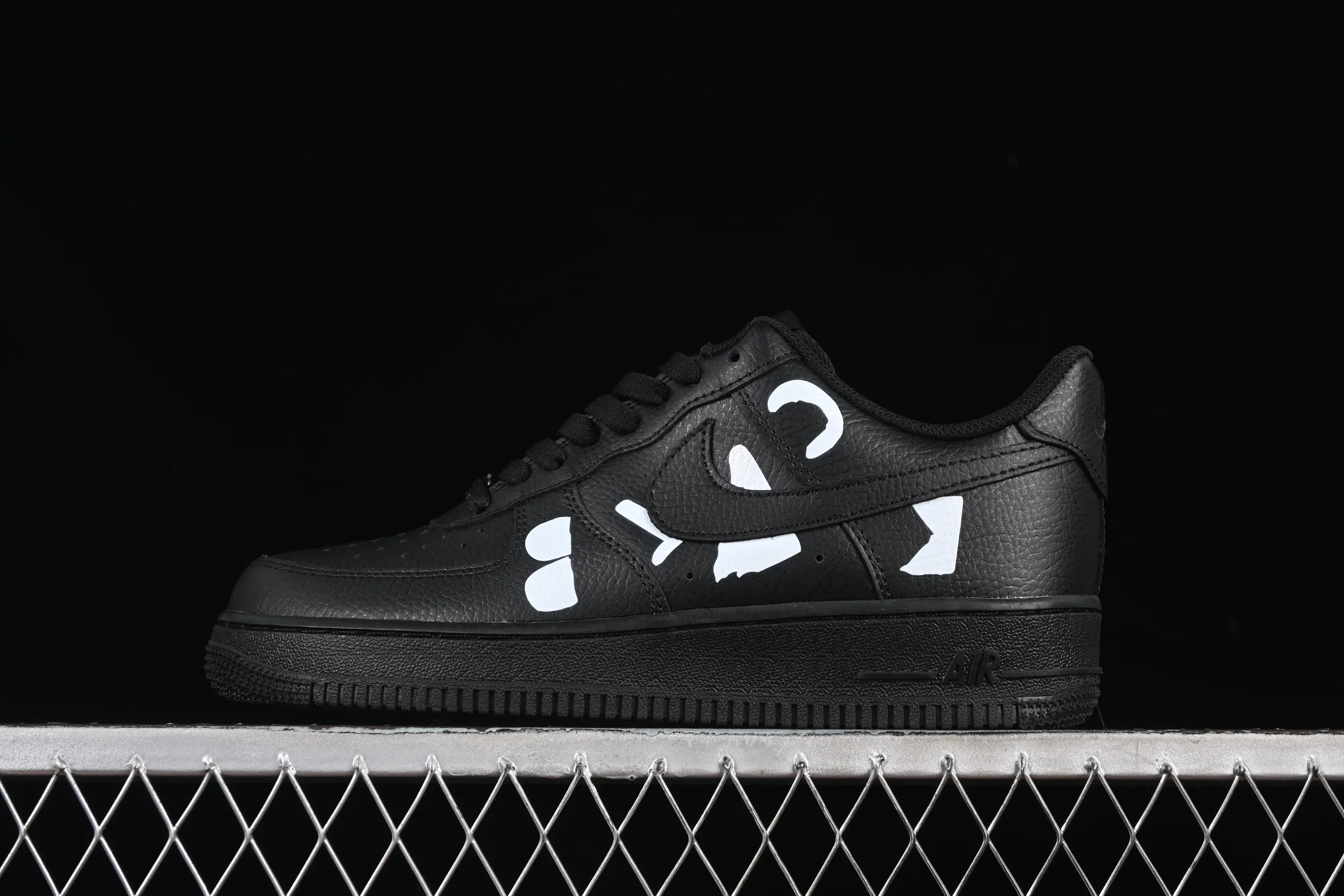 All categories Nk Air Force 1 Air Force series Nk Air Force 1 Low Comme Des Garcons × Nike Air Force 1 Low CDG joint Air Force 1 low-top casual sneakers IB9949-001